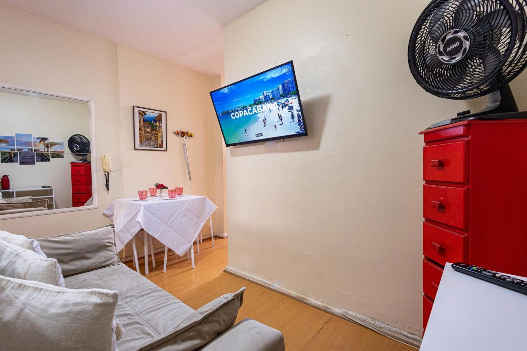 Apartamento Copacabana 200M Da Praia - Wifi Gratis - Cp5 Rio de Janeiro Exterior photo